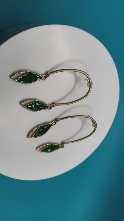 Reversed Leaf Earrings